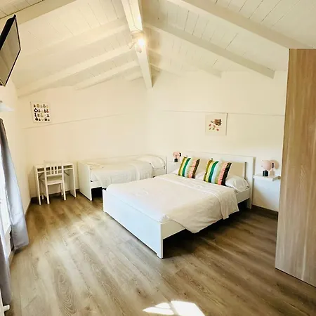 Giardini Apartment *