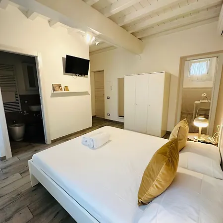 Giardini Apartment Modena